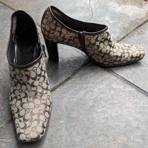 Coach Daphne Ankle Booties 6.5 B - Picture 1 of 7